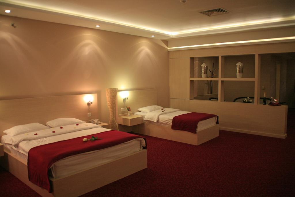 Van Royal Hotel Erbil Ruang foto