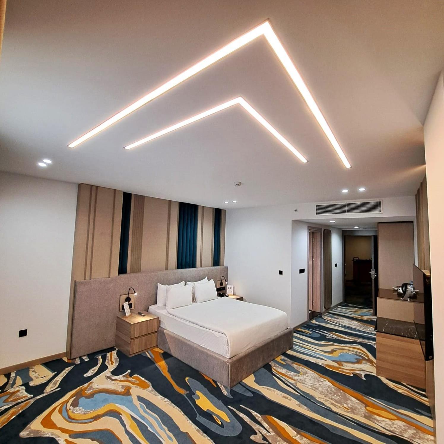 Van Royal Hotel Erbil Bagian luar foto