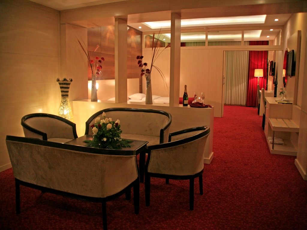 Van Royal Hotel Erbil Ruang foto
